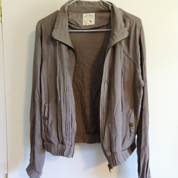 La Hearts Jackets & Blazers - LA Hearts olive bomber jacket